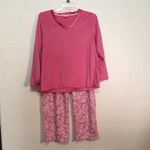*REDUCED*Pretty Flannel Pajama Set
